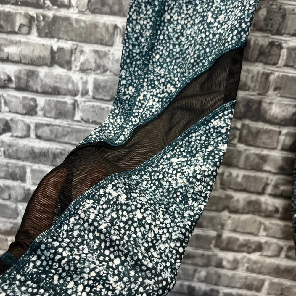 Lululemon‎ leggings - Picture 4 of 10
